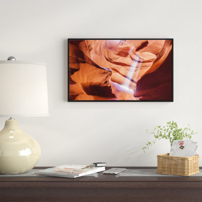 " Light To Antelope Canyon "