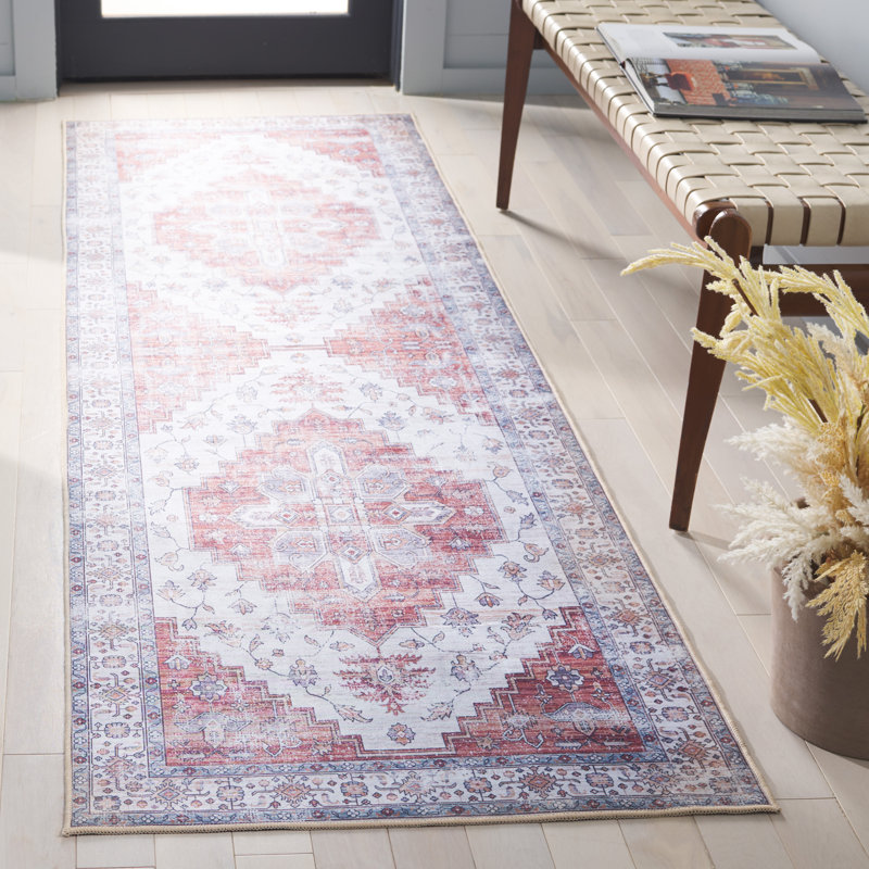 109 M/W S/R Area Rug In Ivory / Rust, Runner 2'6" x 8'