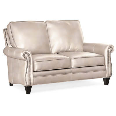Causeuse à accoudoirs roulés en cuir véritable 65 po