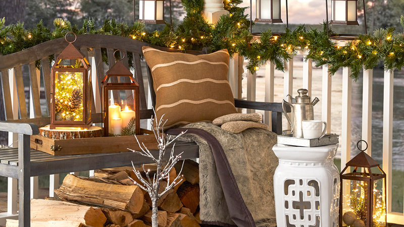 Christmas Decorations for Your Porch Image