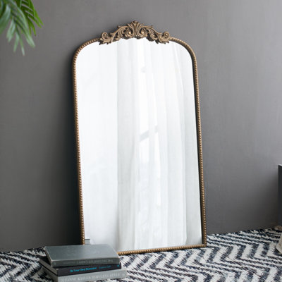 Miroir d'appoint d'inspiration baroque