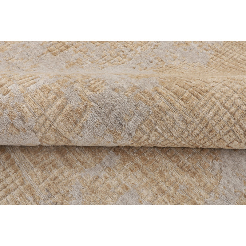 Hand Knotted Area Rug in Beige/Gold, Rectangle 6' x 9'