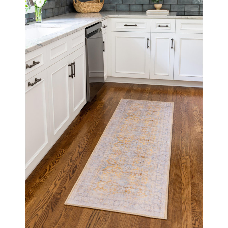 Tapis oriental jaune / ivoire / bleu clair Saphira, Tapis de couloir 2 pi x 6 pi