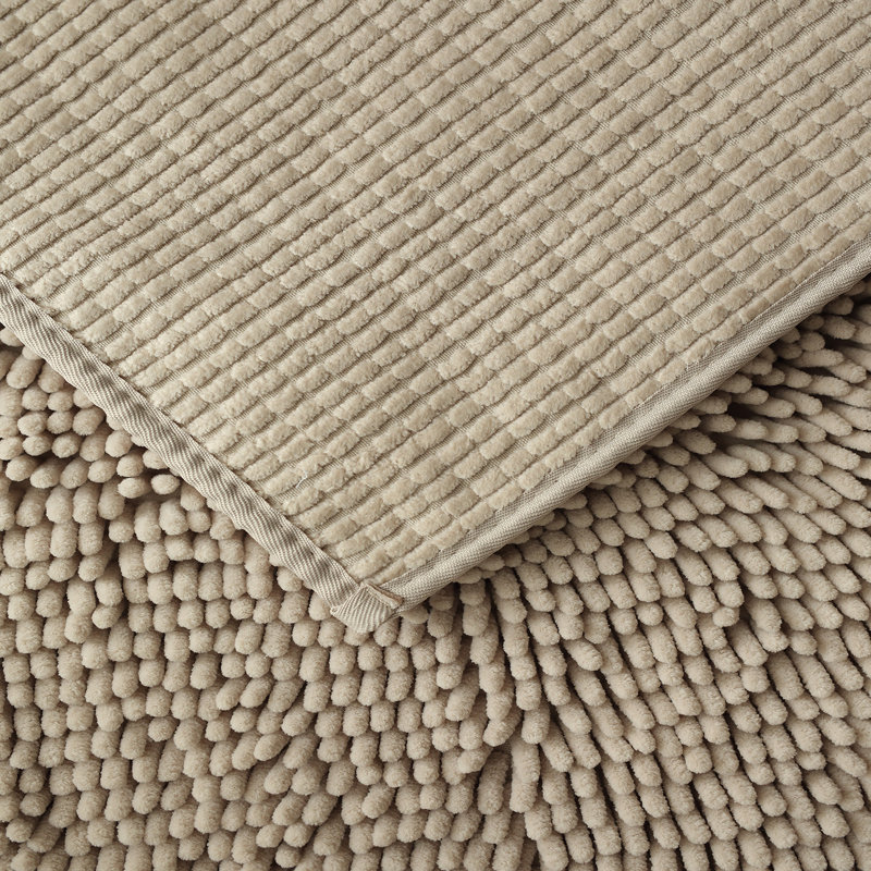Yanira Bath Mat, Beige, 20" W x 30" L