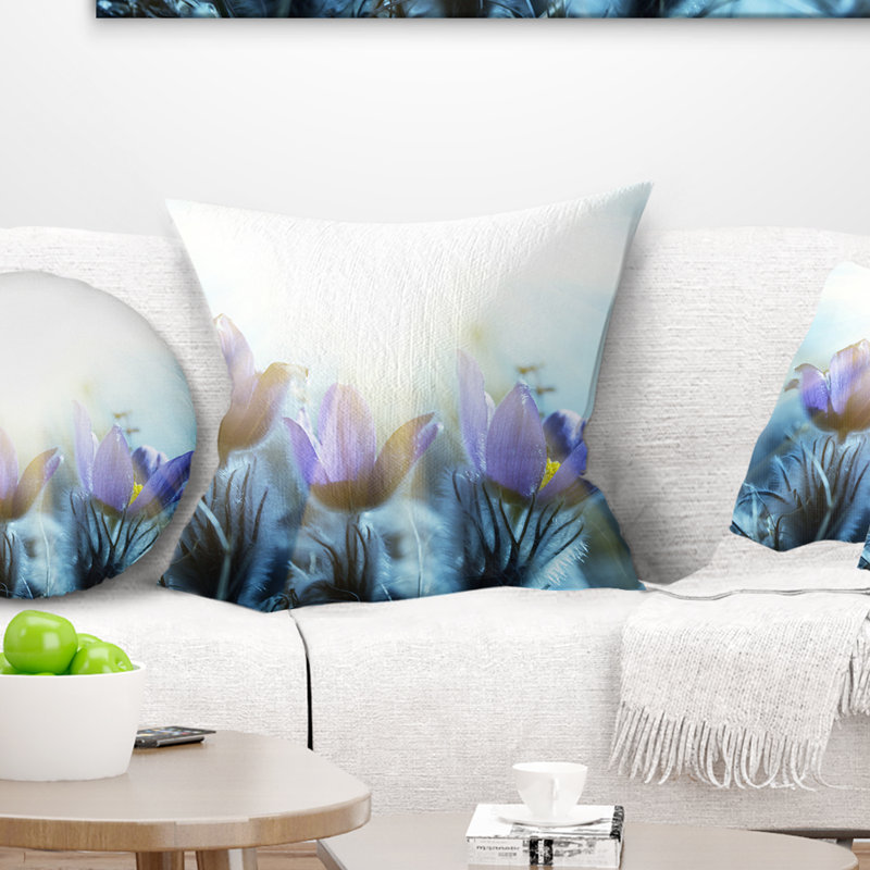 Blooming Blue Spring Flowers - Coussin imprimé floral, 16 po x 1 po, Coussin décoratif