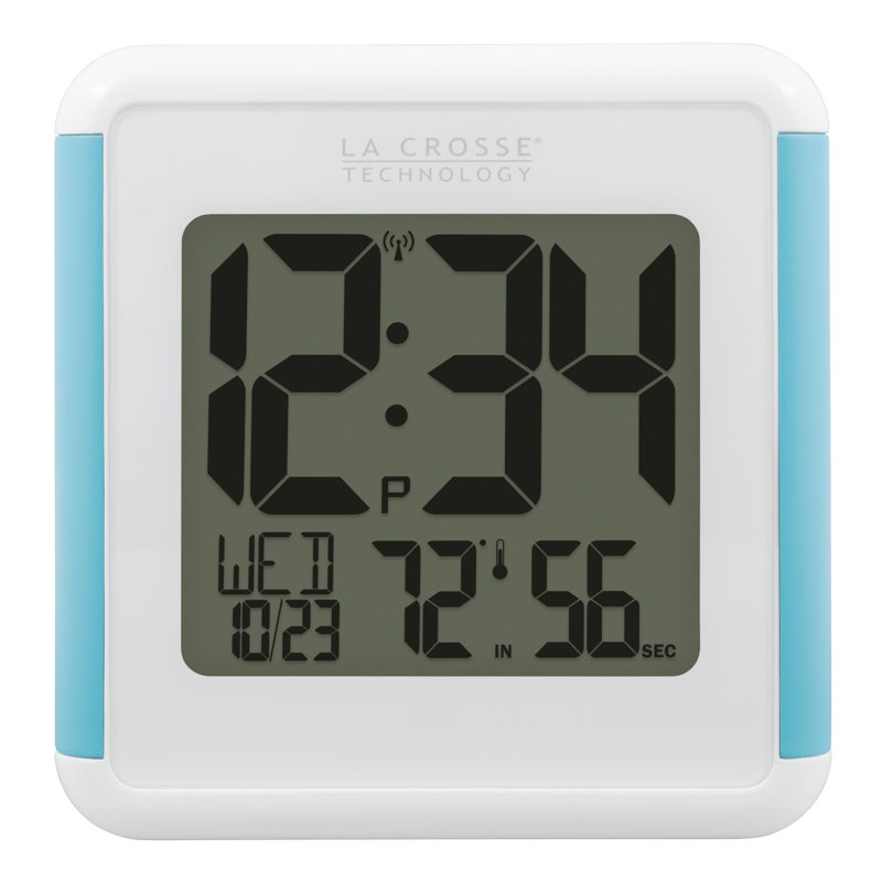 Splash-proof Cube Atomic Wall Clock