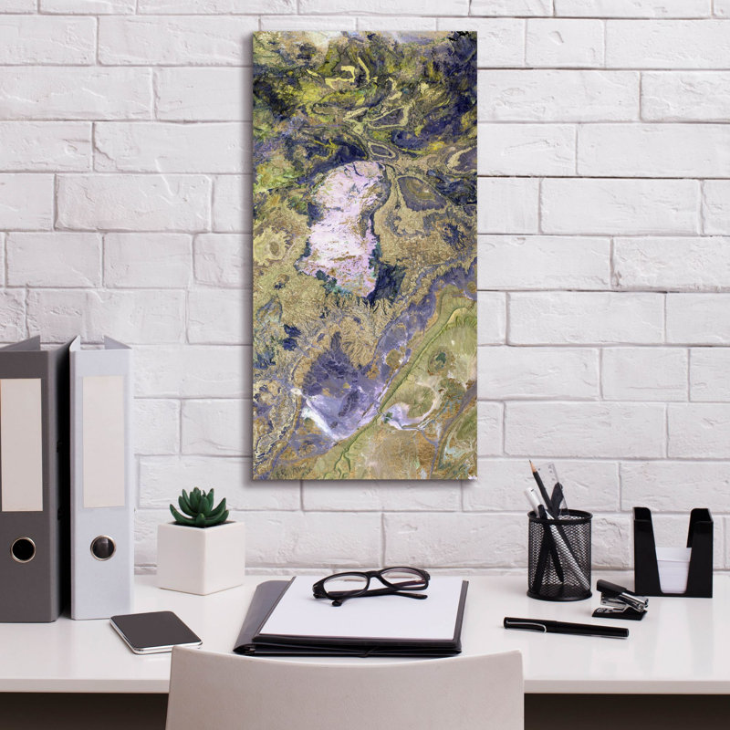 «Atlas Mountains 1» par Alicia Ludwig, art mural sur toile, H 24 po x l 12 po x P 0,75 po