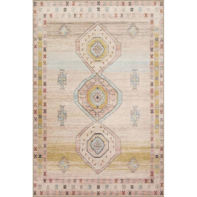 Tapis traditionnel lavable à la machine, Tapis de couloir 3 pi 3 po x 6 pi 7 po inclus