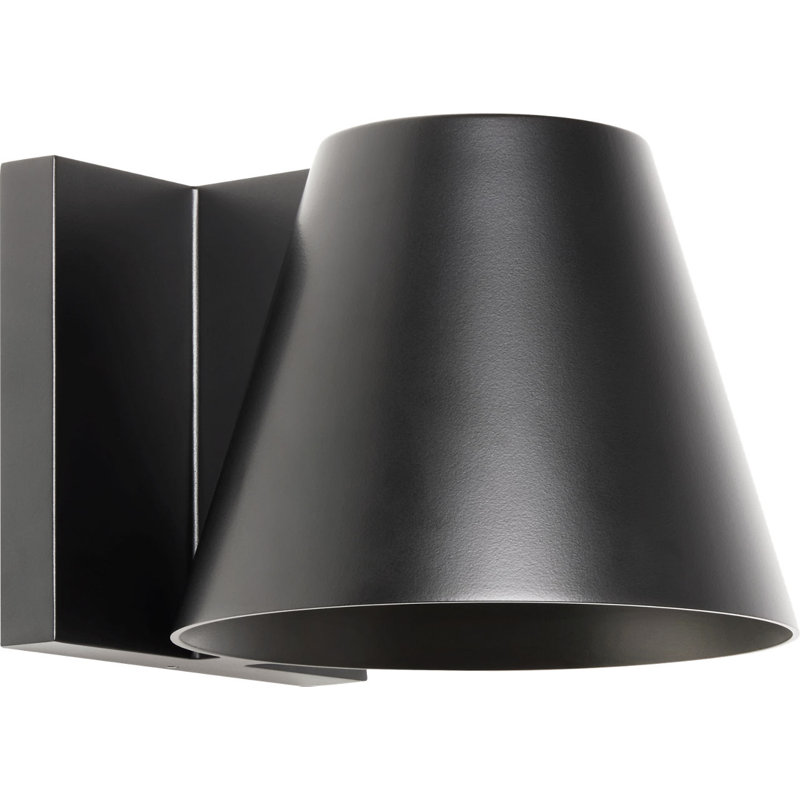 Bowman Outdoor Wall, 6" H x 9" W x 7.5" D, Fixture Finish