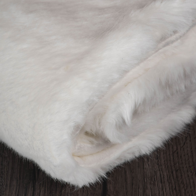 Melvina Tree Skirt