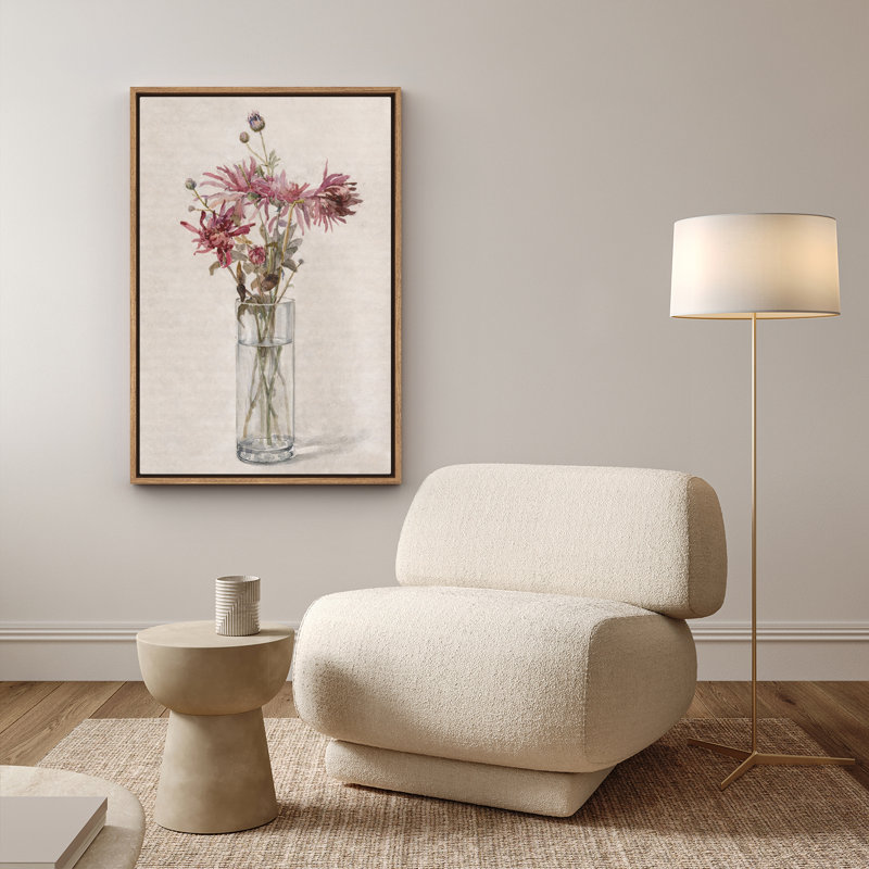 «Soft Floral Bouquet in Glass Vase Botanical Art», reproduction d'art encadrée, Naturel, H 24 po x l 16 po