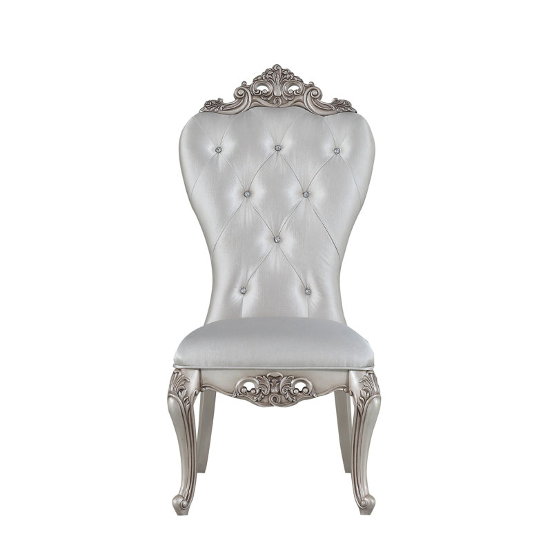 Ensemble de 2 chaises d'appoint crème et ivoire touffetées