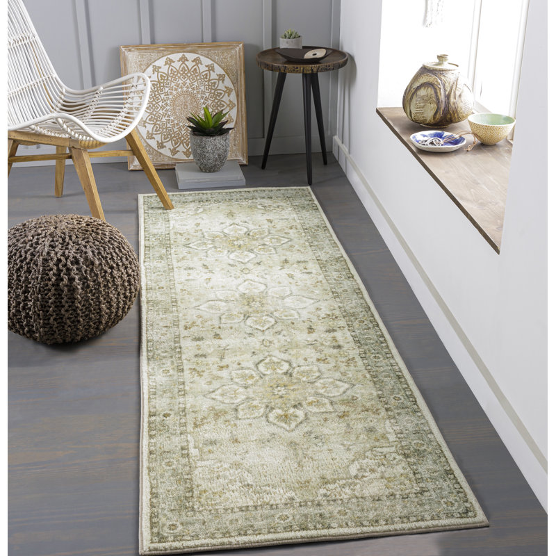 Louane Machine Woven Oriental Area Rug, Runner 2'6" x 7'6"