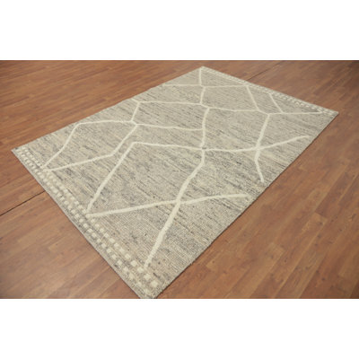 Handmade Moroccan Room Size Area Rug 5x8