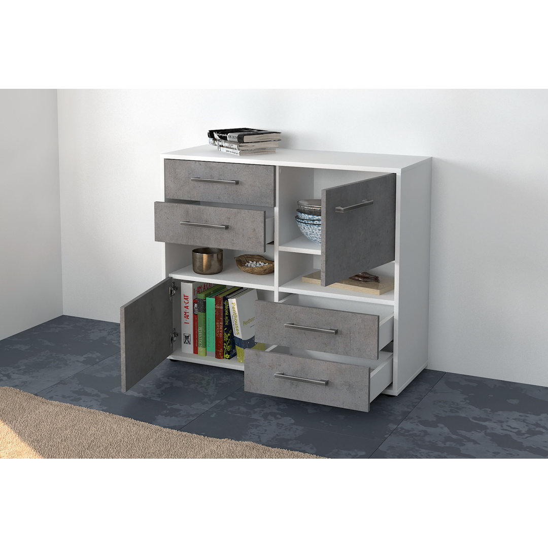 Das Sideboard Bargeron ist freistehend und hat Metallgriffe