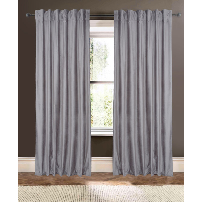 Plain Velvet, 50" W x 110" L, Zinc