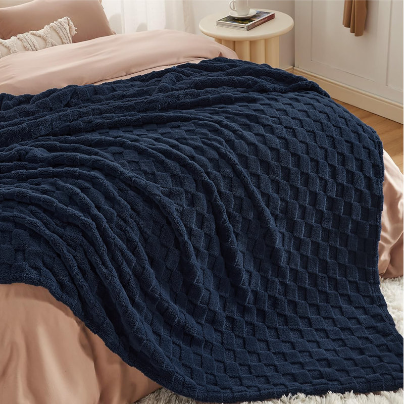 Couverture molletonnée douillette texturée, Marine