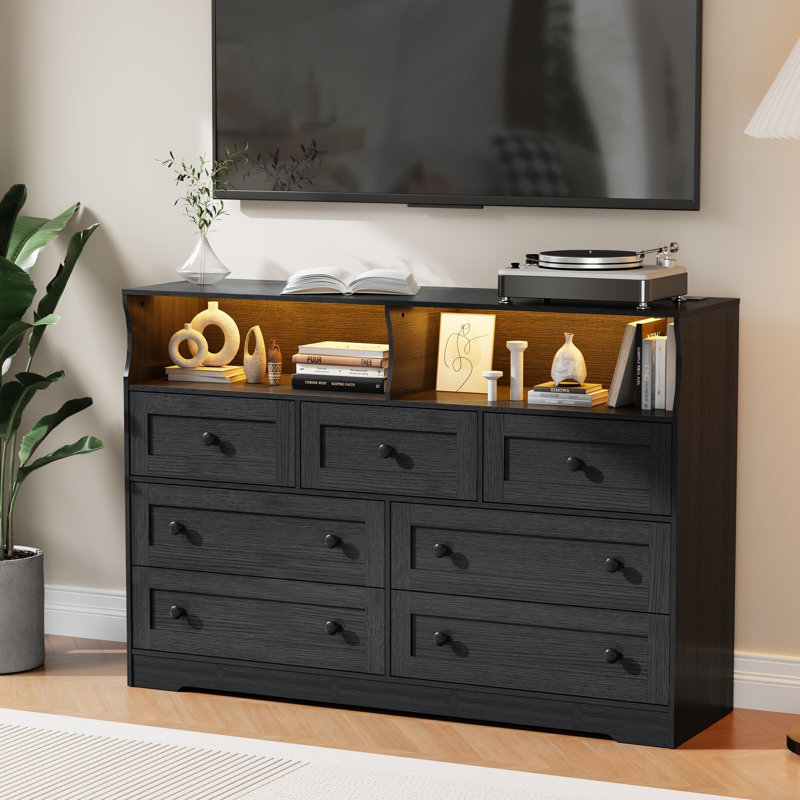 Commode 7 tiroirs en bois - Commode moderne avec station de charge USB et lumières DEL, Noir