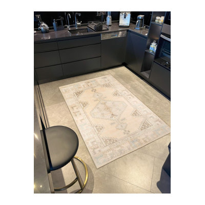 Tapis décoratif traditionnel lavable