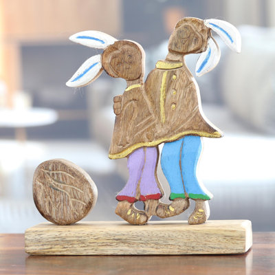 People Figurines & Sculptures