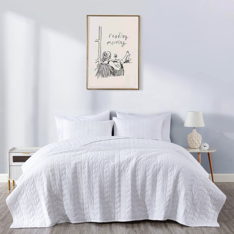 King Size White Cotton Reversible Quilt Set
