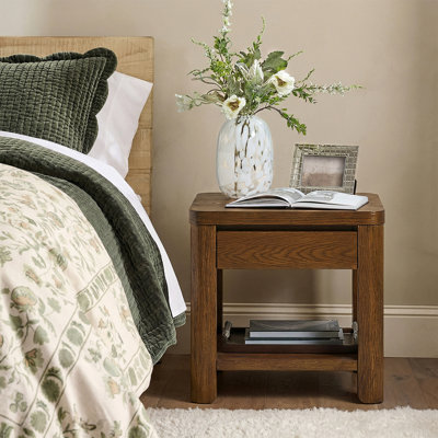 Waynesville 21.75"H Modern Farmhouse Solid Wood Legs End Table with Drawer and Charging Station