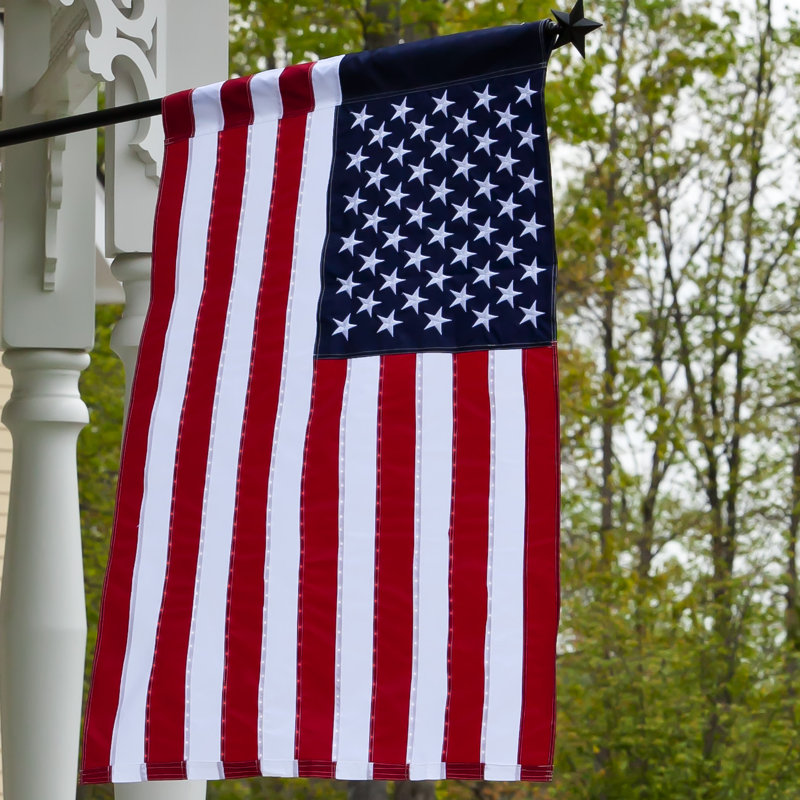 Drapeau de maison en nylon 2 côtés 18 x 13 po