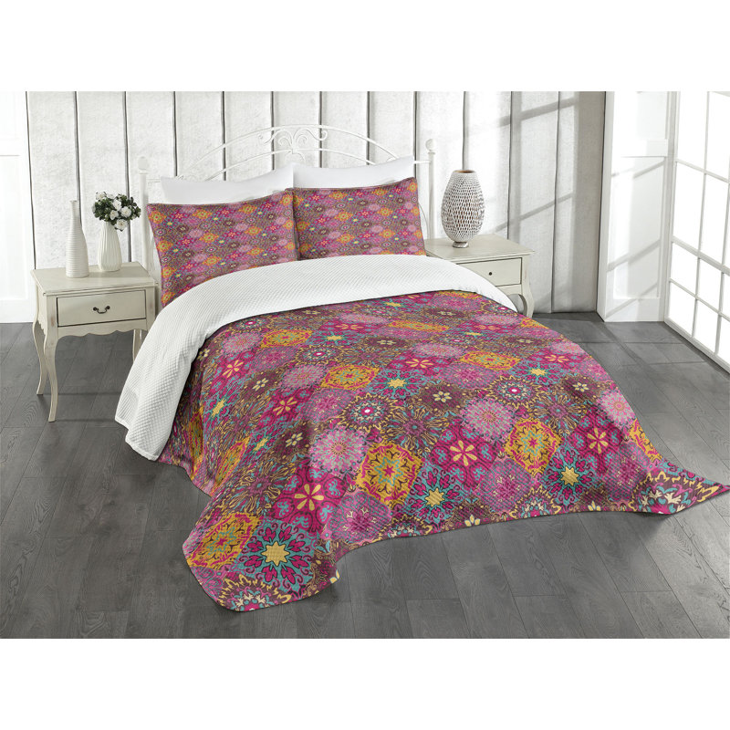 Vibrant Multicolor Moroccan Queen Quilted Bedspread Set