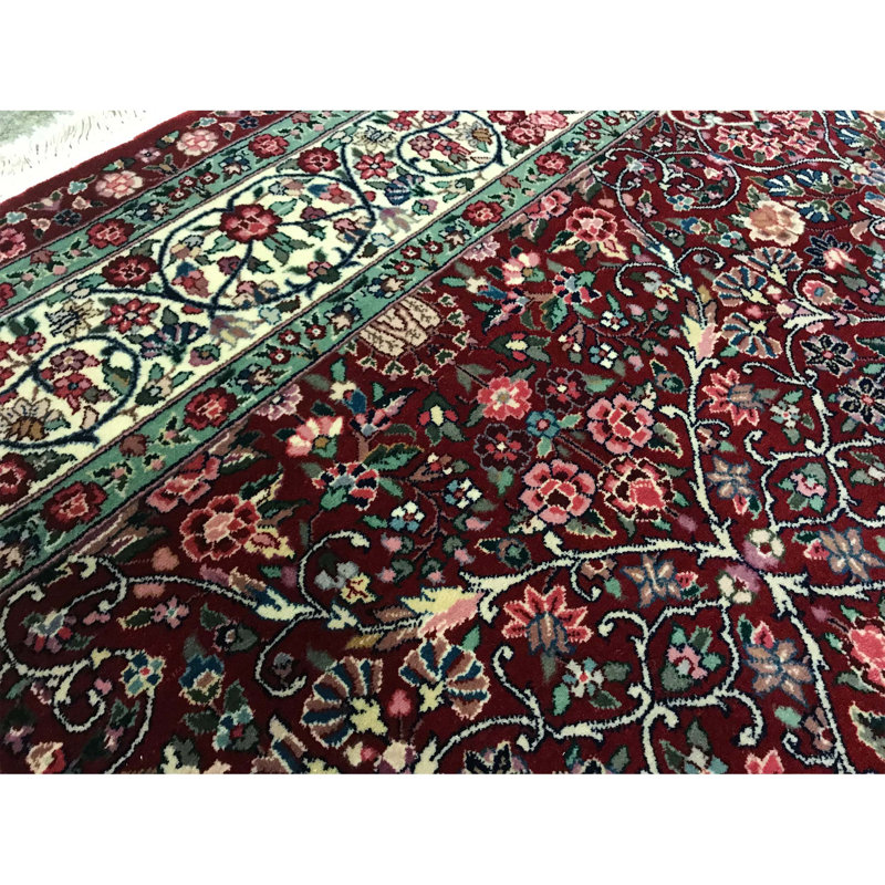 Tapis rouge noué à la main de haute qualité