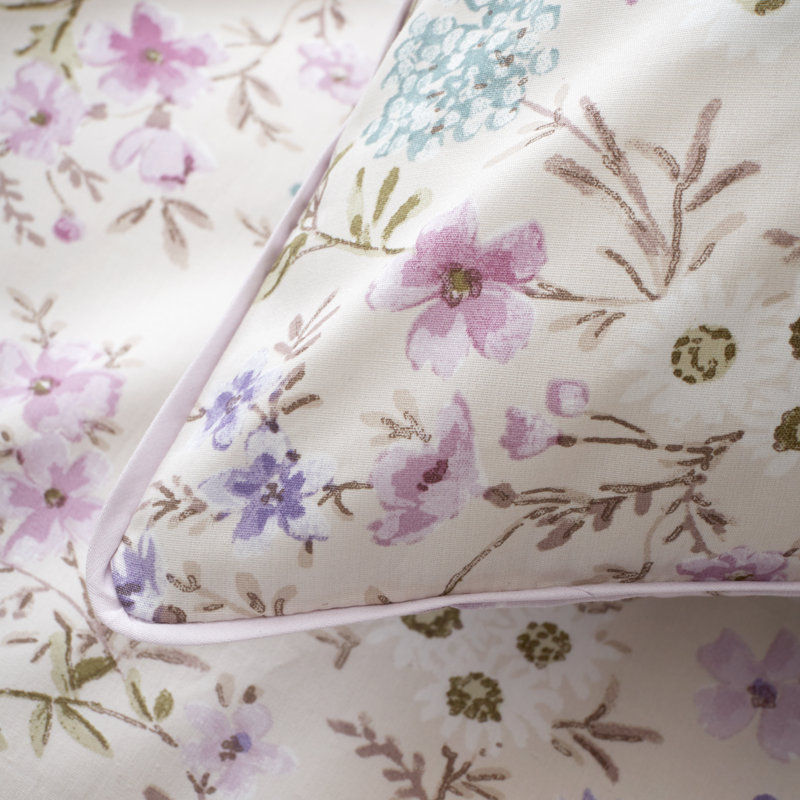 Ditsy Floral 200 Thread Count Cotton Reversible Duvet Cover Set, Super King Duvet Cover Set + 2 Pillowcases