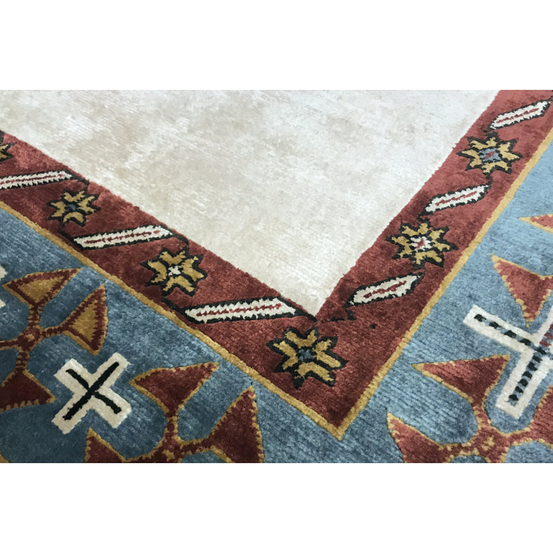 Hand-Knotted High-Quality Beige Area Rug