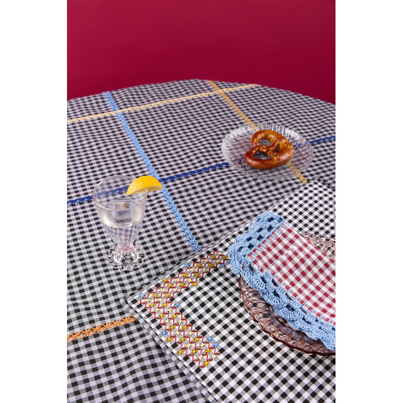 Nappe Cuadritos Cadena Multi, 60 po x 90 po