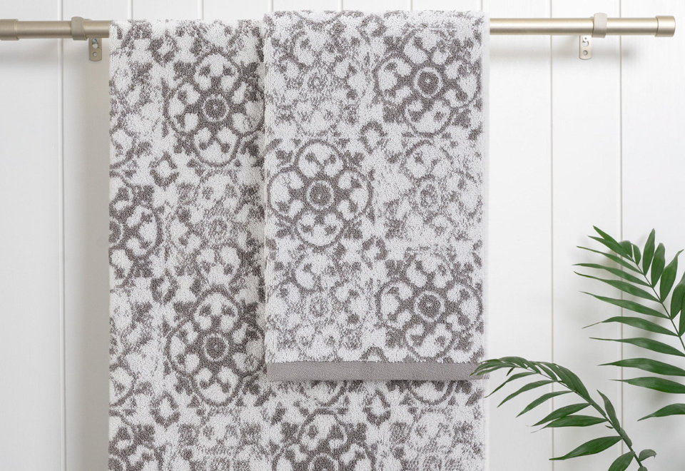 Aziza Bath Towels