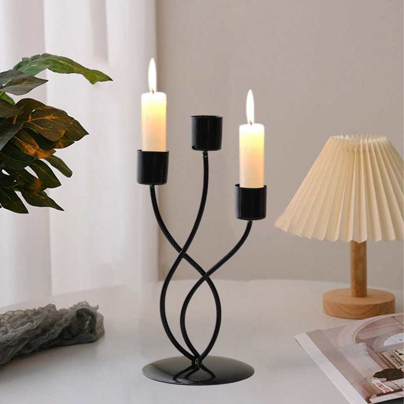 Décoration de table à la chandelle Décorations de table romantiques Bougeoirs à bougie courbés 3 têtes, Black