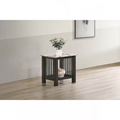 Table de bout moderne et contemporaine avec plateau en faux marbre et pieds en noyer antique