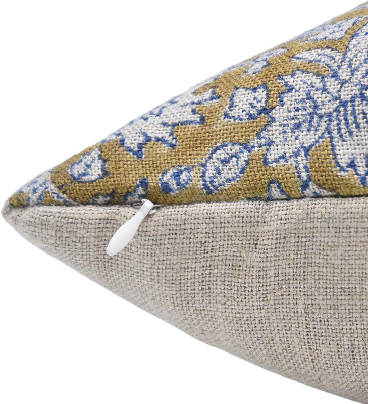 Coussin décoratif fait à la main pour lit et canapé 14 x 36 Fab Divine Manikarnika, 14 po x 36 po, Brun / blanc floral 1
