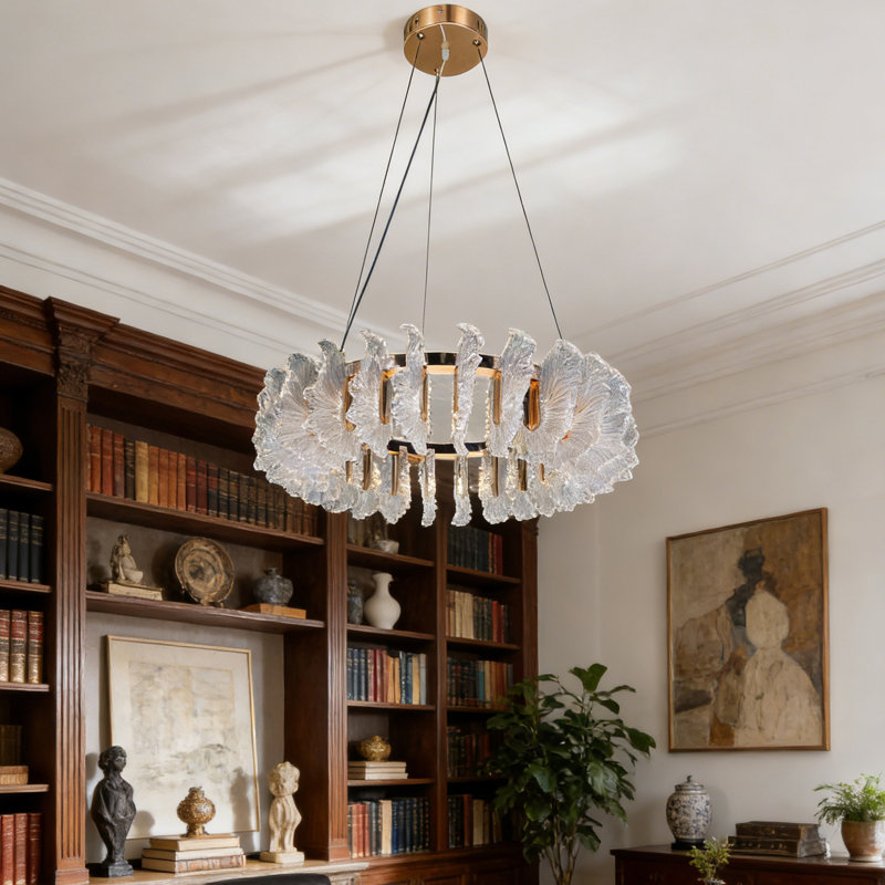 Lustre moderne à DEL avec cadre en métal doré