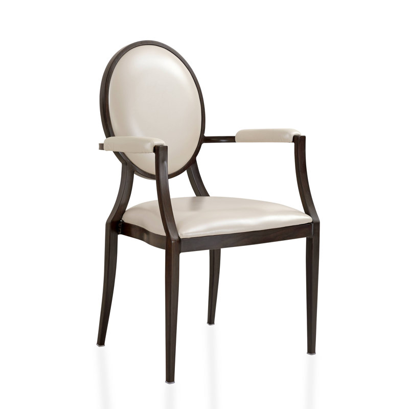 Fauteuil de salle à manger Leisuremod Flaco, structure en aluminium transfert de bois entièrement assemblée, siège en cuir blanc perle résistant aux taches