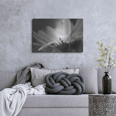 " Daisy " by Lori Deiter