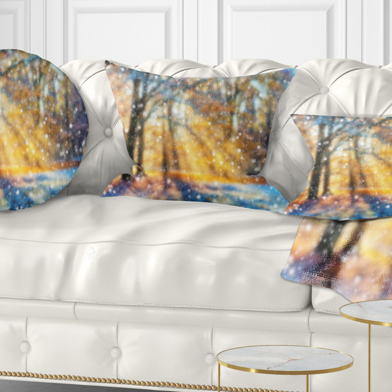 «Blur Winter with Snow Flakes» - Coussin imprimé paysage, 16 po x 1 po, Coussin décoratif