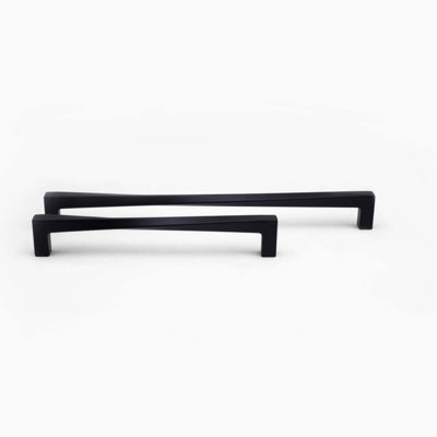 Twist Appliance Pull