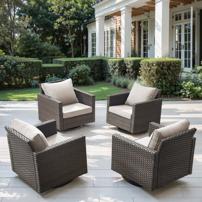 Chaises de patio berçantes pivotantes en osier avec coussins Ingvald (ensemble de 4)
