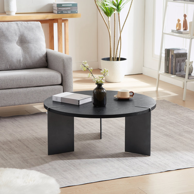 Table basse ronde avec trois pieds en métal, Noir