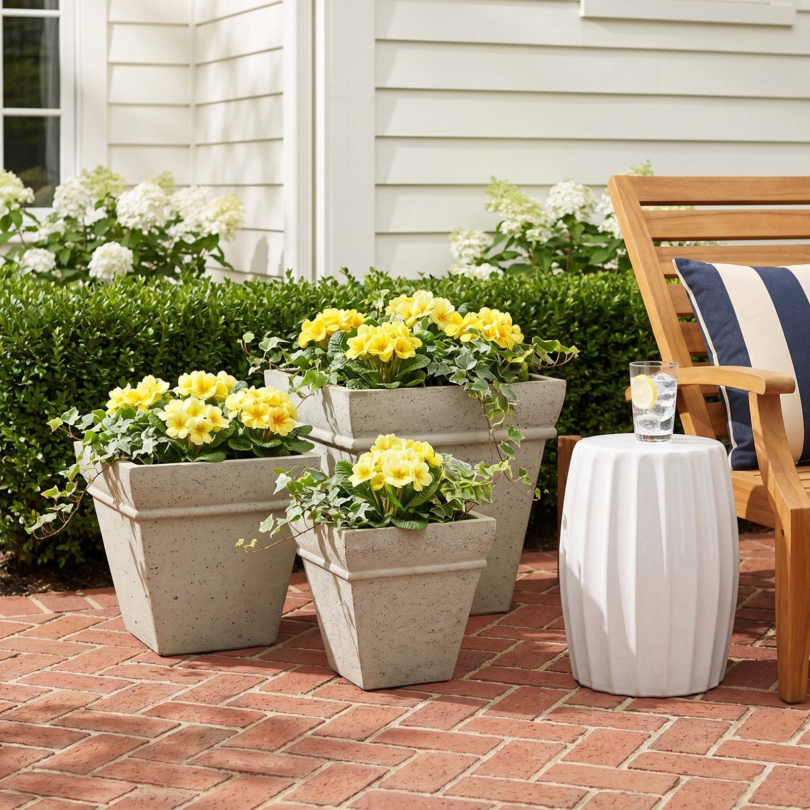 Pot Planter, 14.75" H x 14.75" W x 14.75" D