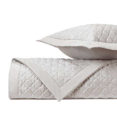 Clover Egyptian Certified Cotton Quilt