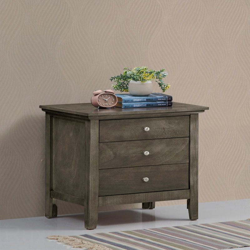  Hammond 3 - Drawer Nightstand , Gray