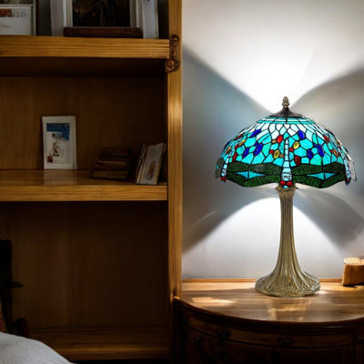 Javonte Resin Table Lamp
