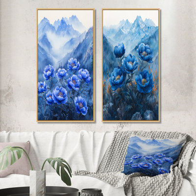 Pivoines bleues sur des sommets I - décoration murale en toile florale 2 panneaux