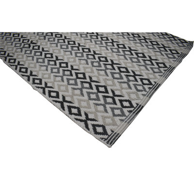 Armelle Non-Slip Shower Mat