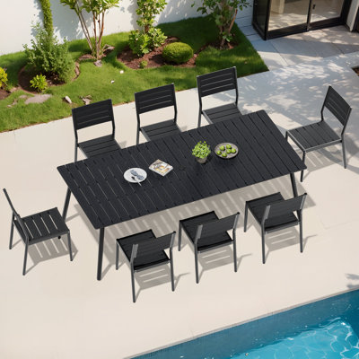 Ensemble repas pour 8 personnes L 94,49 po x l 42,12 po avec structure en aluminium, trou pour parasol et chaises sans accoudoirs